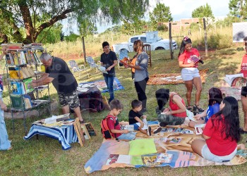 Inauguraron una biblioteca barrial en Santa Inés y brindarán apoyo escolar