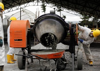 Ecuador usa cocaína para hacer hormigón ante el exceso de droga confiscada