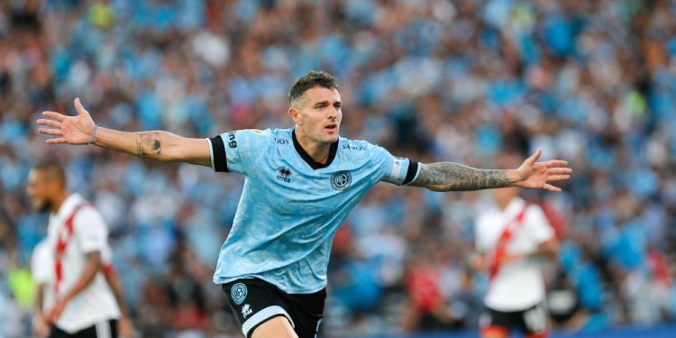 Pablo Vegetti fue el autor de los dos goles del "Pirata" / Foto NA