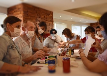 El arte como contención a pacientes y acompañantes