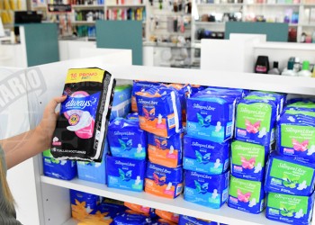 Una casa con dos mujeres gasta al año más de 15 mil pesos en productos menstruales