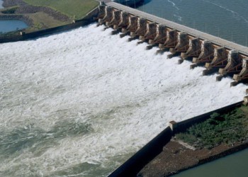 Energía de Yacyretá a Brasil: según un informe técnico ocurre desde el año 2000