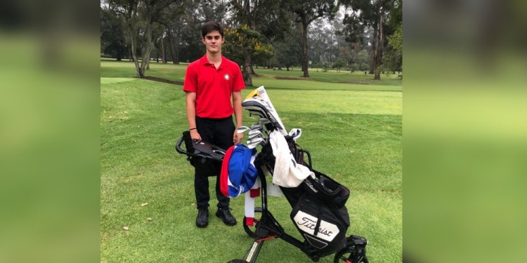 PRESENTE. Matías buscaba ayer avanzar a los octavos de final del torneo.