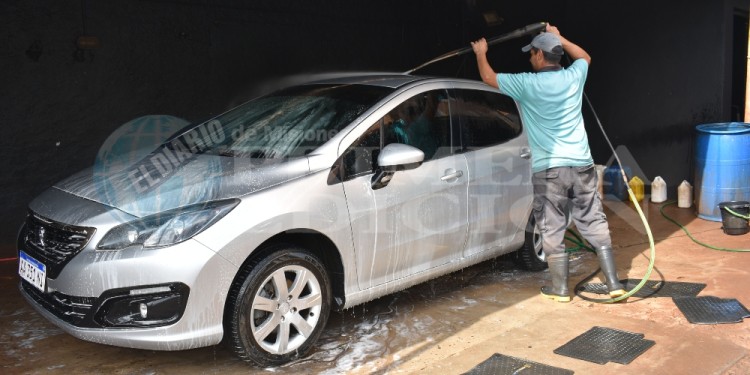 OPCIONES. Otro factor que determinan los precios es el tipo de servicio y la profundidad de la limpieza.