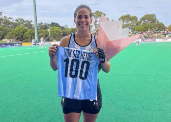 La misionera Lucina Von Der Heyde llegó a los 100 partidos con Las Leonas