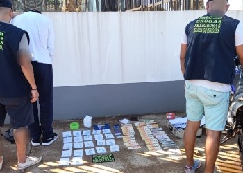 Detuvieron a “motodealer” que vendía cocaína en una plaza