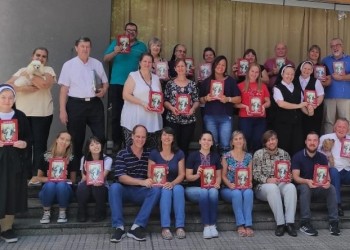 Presentaron “Cristo Nuestra Pascua”, en castellano