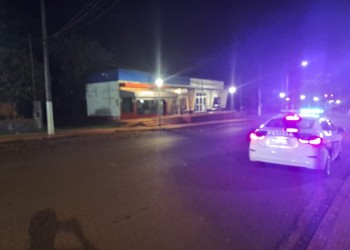 Conductora giró en U y atropelló a una joven