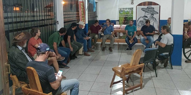 YERBATEROS. La asociación que representa a la zona norte de Misiones definió solicitar $120 por kilo de hoja.