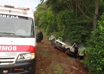 Intentó adelantarse en la ruta y terminó chocando contra otro auto