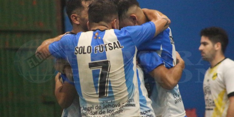 BATACAZO. Distribuidora Blanc dio la sorpresa en cuartos de final al eliminar al último campeón, VDG Futsal.