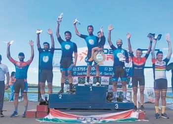 Se abrió la temporada del ciclismo provincial con un “homenaje a pura velocidad”