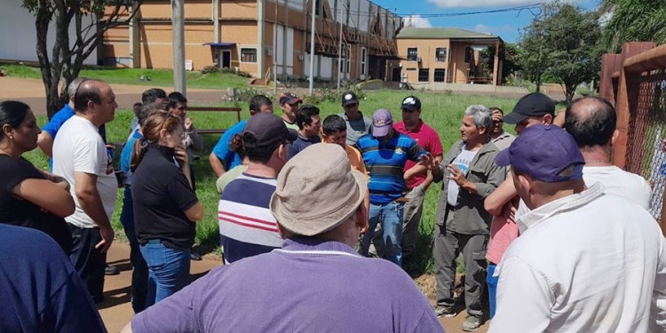 DECIDIDOS. Permanecerán en el lugar hasta conocer su destino.