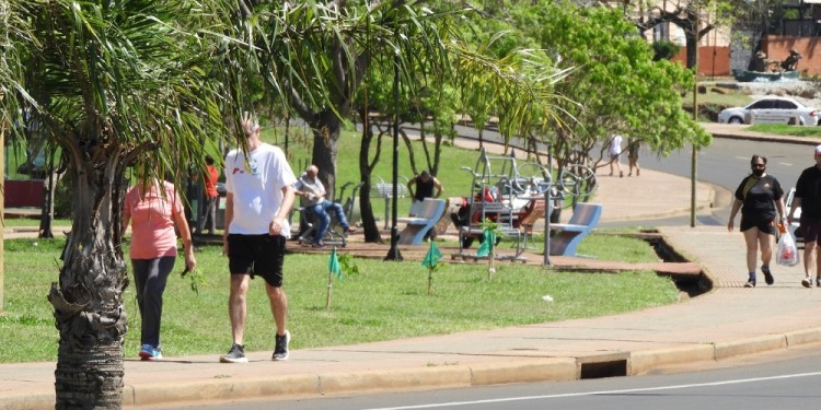 PREVENCIÓN. Hipertensión controlada, colesterol bajo y actividad física.
