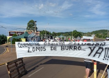 Hartos por la falta de respuestas por obras viales, vecinos de Aurora cortaron la ruta costera 2