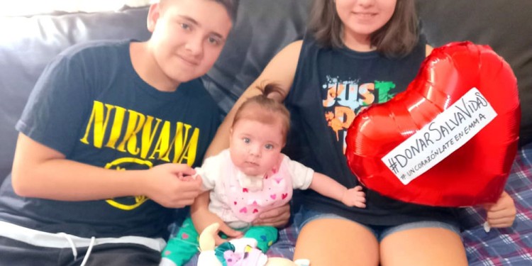 LA LEY PRIMERA. La primera foto de Emma en el departamento que compartirá con sus hermanos Máximo y Constanza; y con sus papás.