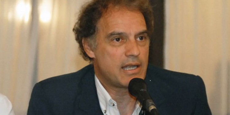 EXMANDATARIO PORTEÑO. Aníbal Ibarra fue contratado como defensor por un exsecretario de Carlos Soto Dávila.