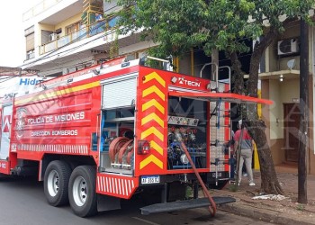 Fuego en un taller de repuestos de la avenida Uruguay