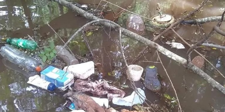 AGUAS BAJAS. El caudal del arroyo Tabay ya no es suficiente para cubrir la demanda en Jardín América.
