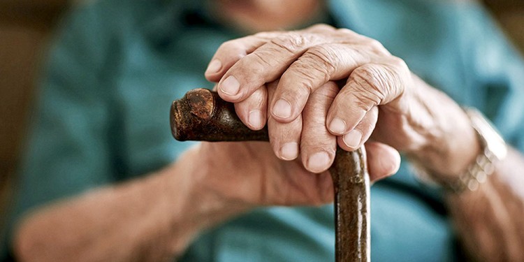 INTERVENIR. Muchos casos son denunciados por vecinos que se encuentran a ancianos en situación de abandono.