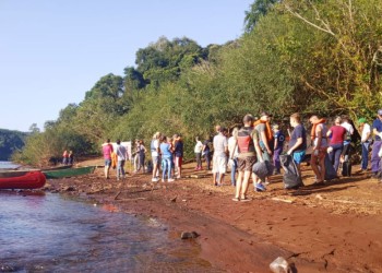 Postergan limpieza del río Uruguay