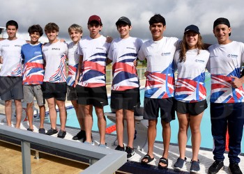 Están listos para saltar a la pileta