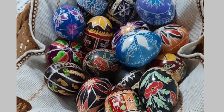 MENSAJES. Los pesankes se hacen para los amigos o familiares y conllevan con ellos buenos augurios para quien lo reciba