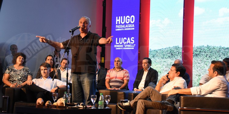 ACTO. El Frente Renovador presentó ayer, de manera oficial, a sus candidatos para la Gobernación y Legislatura.