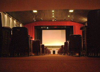 El Teatro San Martín abrió sus puertas al cine nacional