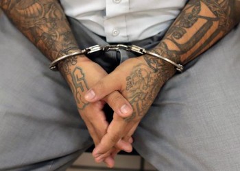 El Salvador condena a pandillero a 1.310 años de prisión