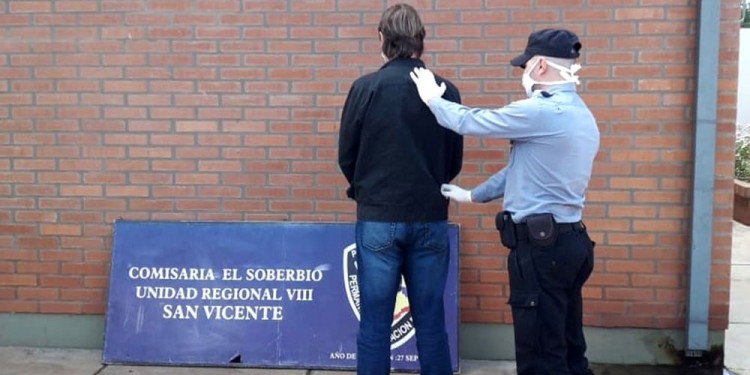 DETENIDO. "Coleco", al momento de entregarse después de nueve meses prófugo. Luego pasó dos años y 35 días en prisión, hasta recuperar la libertad condicional.