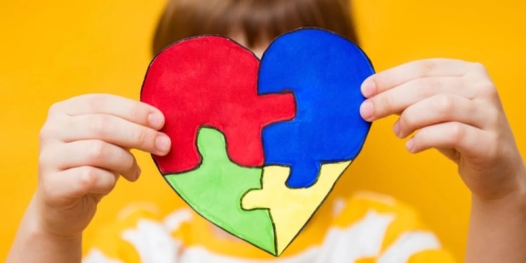 COMPARTIR. Invitan a la población a conocer más sobre el TEA.