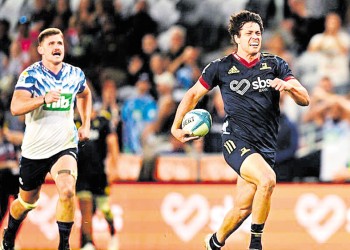 Martín arranca de titular