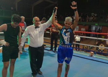 Cita con el gancho y cross en Posadas