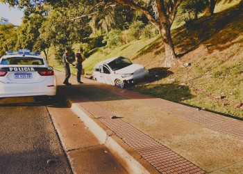 Automovilista lesionado tras despiste en la costanera