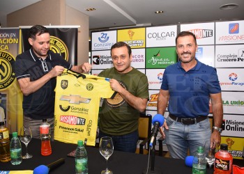 Crucero presentó a su plantel y ahora espera el debut en el Federal A