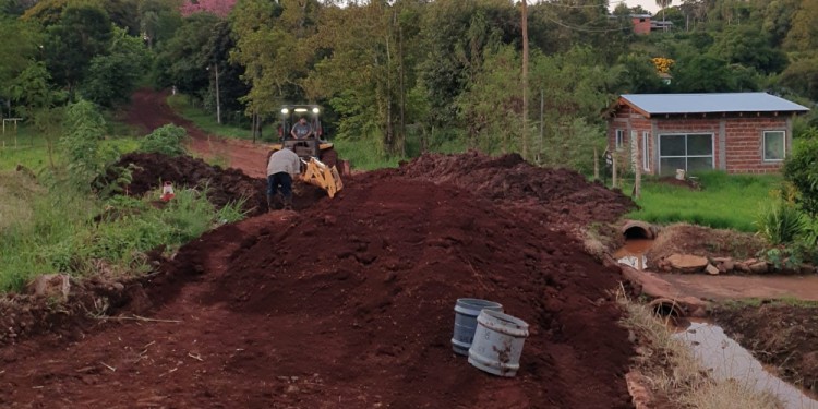 COMPLICADO. Los vecinos de los barrios del Oeste indicaron que los problemas con el agua son frecuentes./ Foto gentileza K. Welter