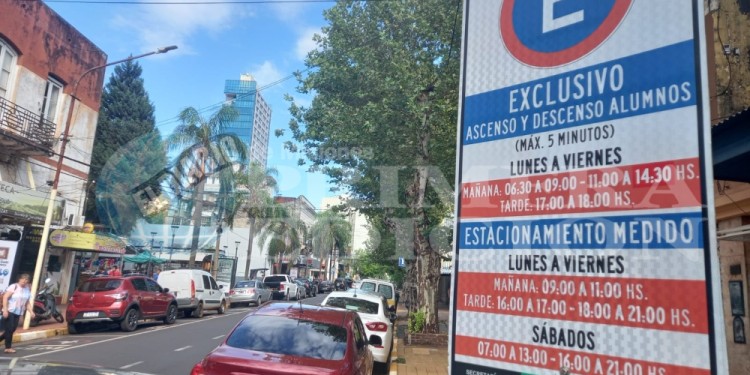 DINAMISMO. El modelo de “estacionamiento de 5 minutos” otorga más seguridad a los escolares.
