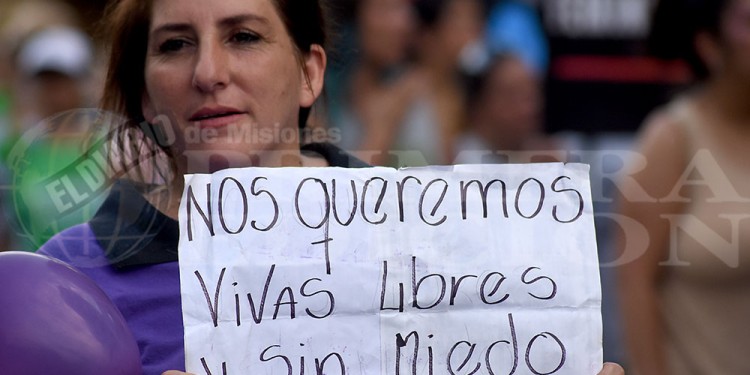 Paridad laboral y justicia por las víctimas de femicidio, los ejes del #8M en Posadas