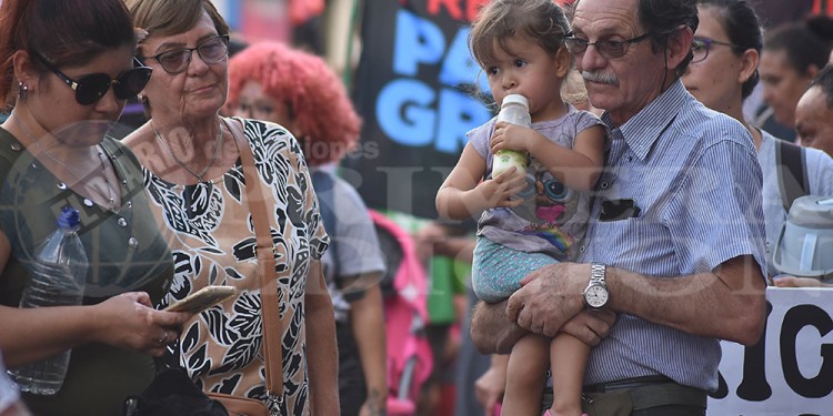 Paridad laboral y justicia por las víctimas de femicidio, los ejes del #8M en Posadas