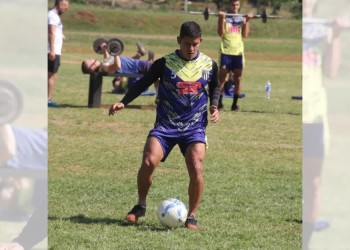 Comes: “Queremos el título”