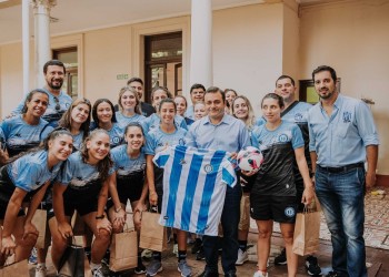 Agasajaron a las participantes del Mundial femenino de futsal
