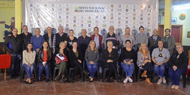 UNIDAD. La Federación de Colectividades de Oberá año tras año trabaja en la organización de distintas actividades.