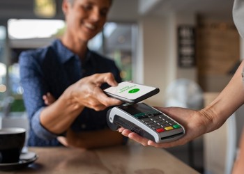 Cambian las formas de pago: el uso del cash pierde terreno