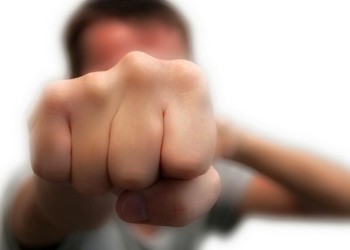 Golpeó a un quinielero porque supuestamente le dio mal el cambio