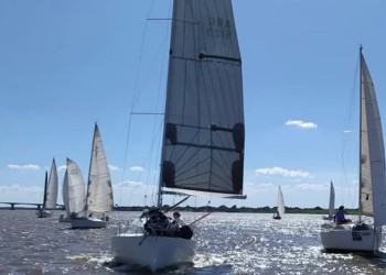 Vuelve la regata Posadas-Corrientes