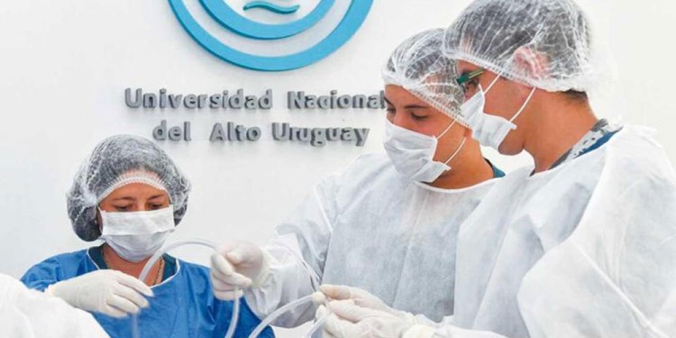 DEMANDA. El rector de la UNAU destacó el crecimiento exponencial de la matrícula.