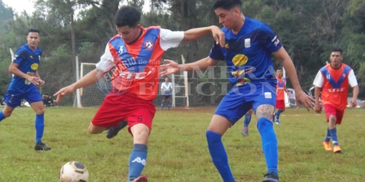 VUELVE A RODAR. Luego de la postergación, vuelve la acción.