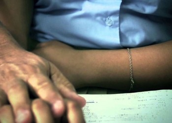 Agravaron la acusación a un docente por abusar de un alumno