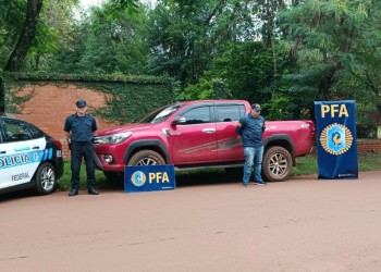 Recuperan en Puerto Iguazú una camioneta robada en Buenos Aires